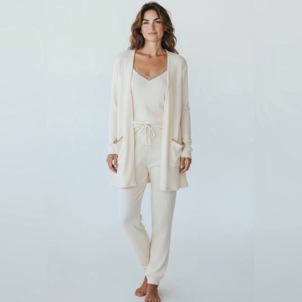 NWT Cozy Life Blu Pepper Cream Lounge 3 Piece Set